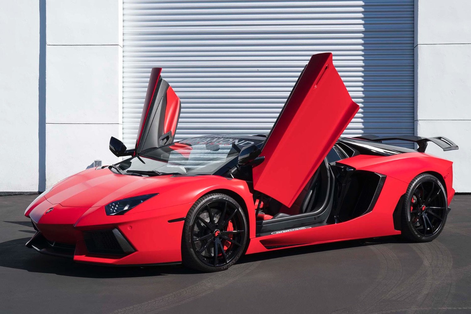 lamborghini cost in uk