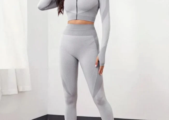 long sleeve workout tops